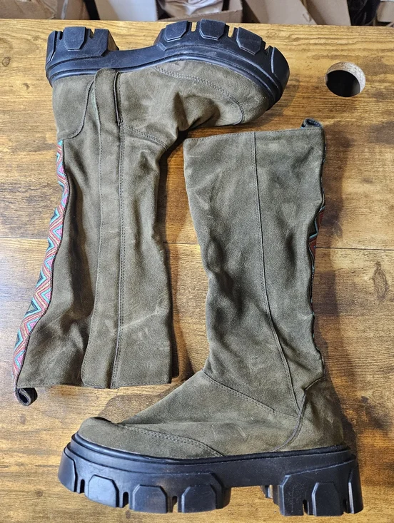 Farm Rio Women's US 7 EU 38 Knee High Olive Green Army Faux Suede Boots SCUFF - Picture 2 of 15